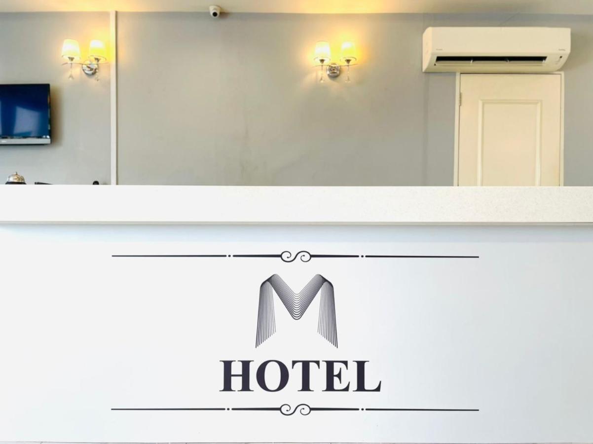 M Hotel Johor Bahru Buitenkant foto