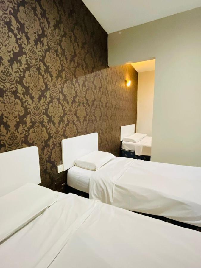 M Hotel Johor Bahru Buitenkant foto