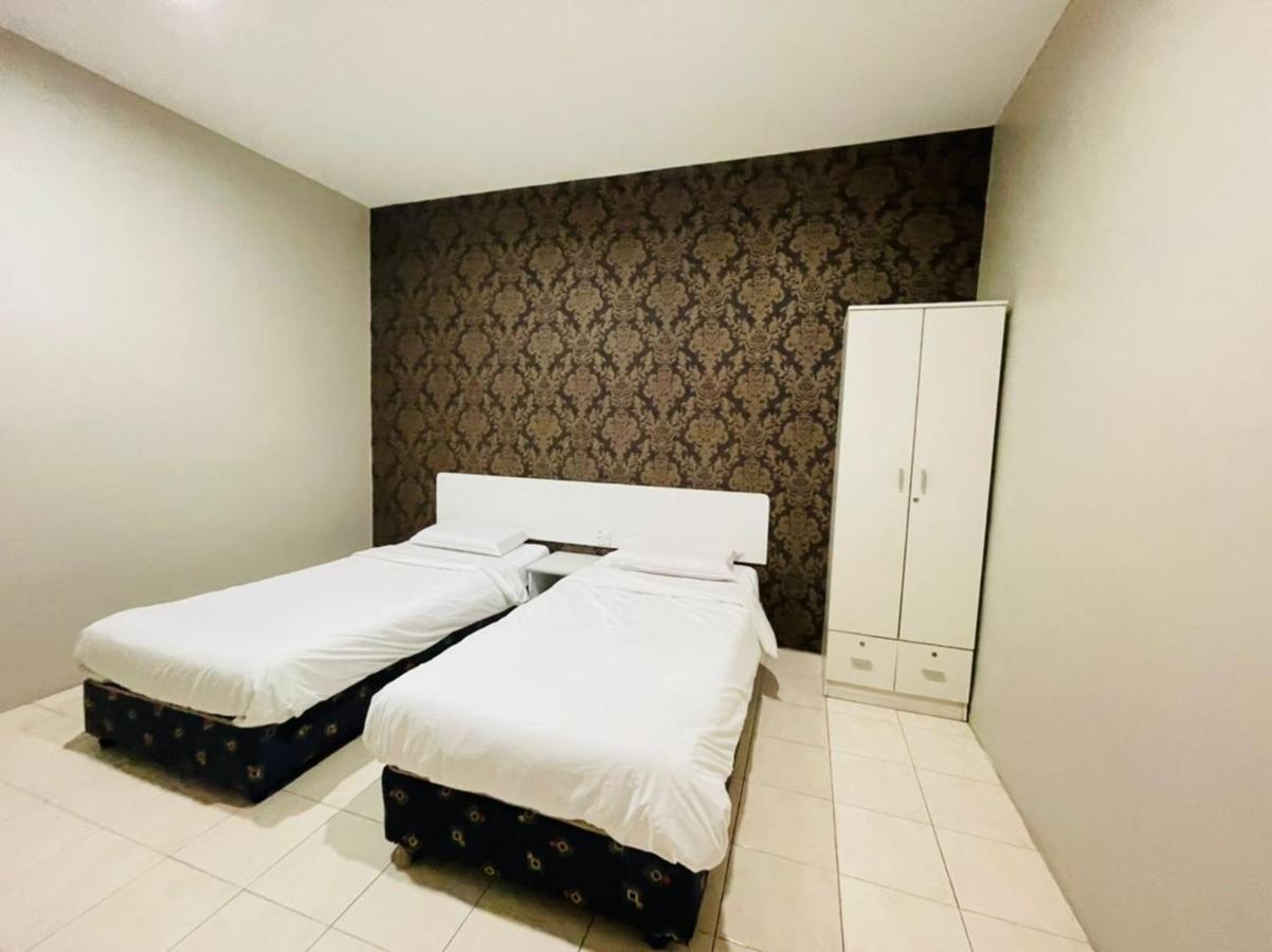 M Hotel Johor Bahru Buitenkant foto