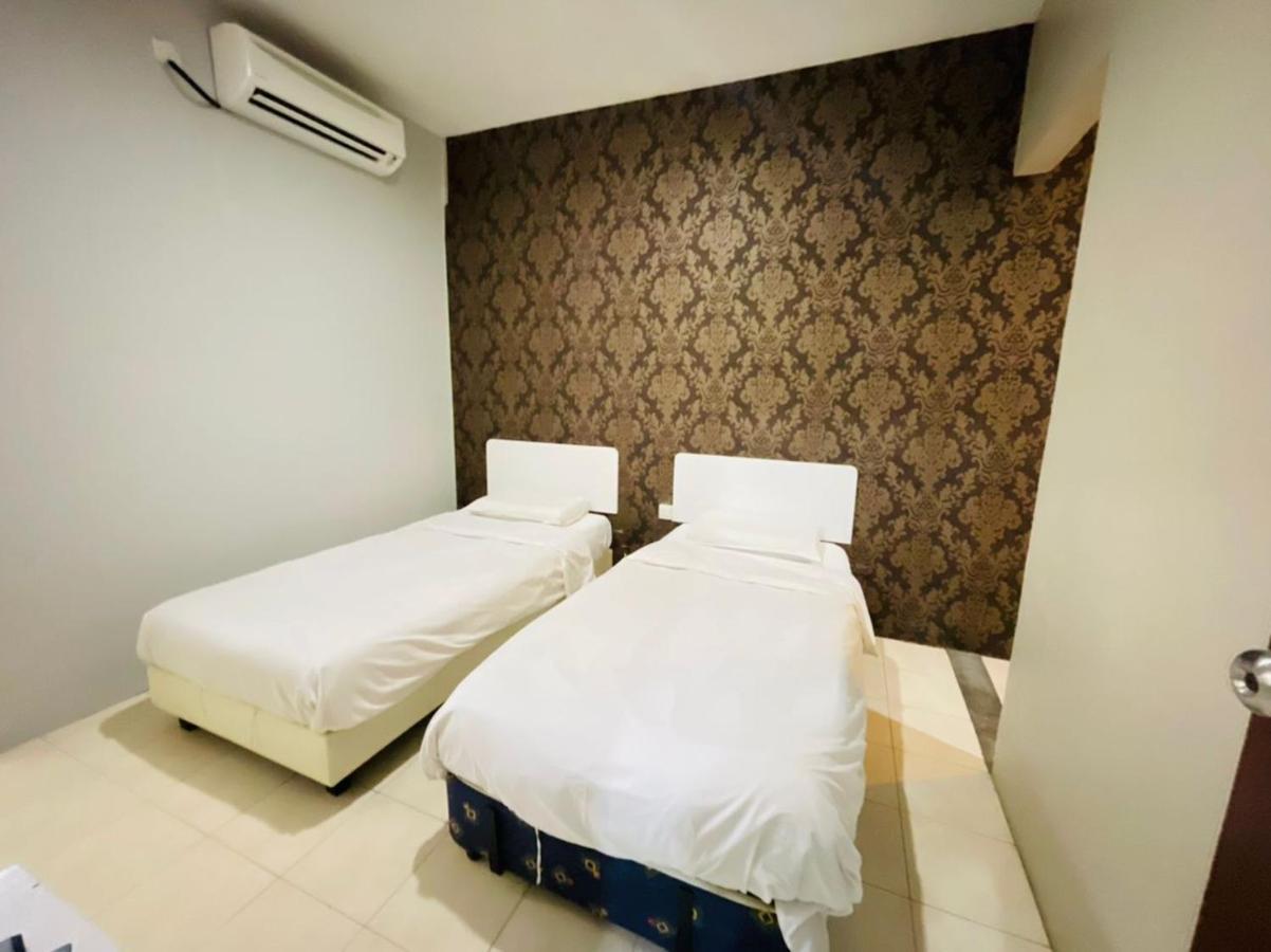 M Hotel Johor Bahru Buitenkant foto